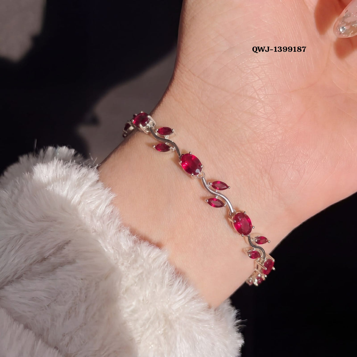Tulip Bracelet for Women | Premium Stainless Steel Elegant Bracelet | Silver Finish | Random Color